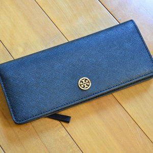 Tory Burch Robinson Slim Wallet